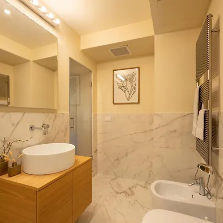 - Grant Palagio 1 Bedroom In Duomo Daire